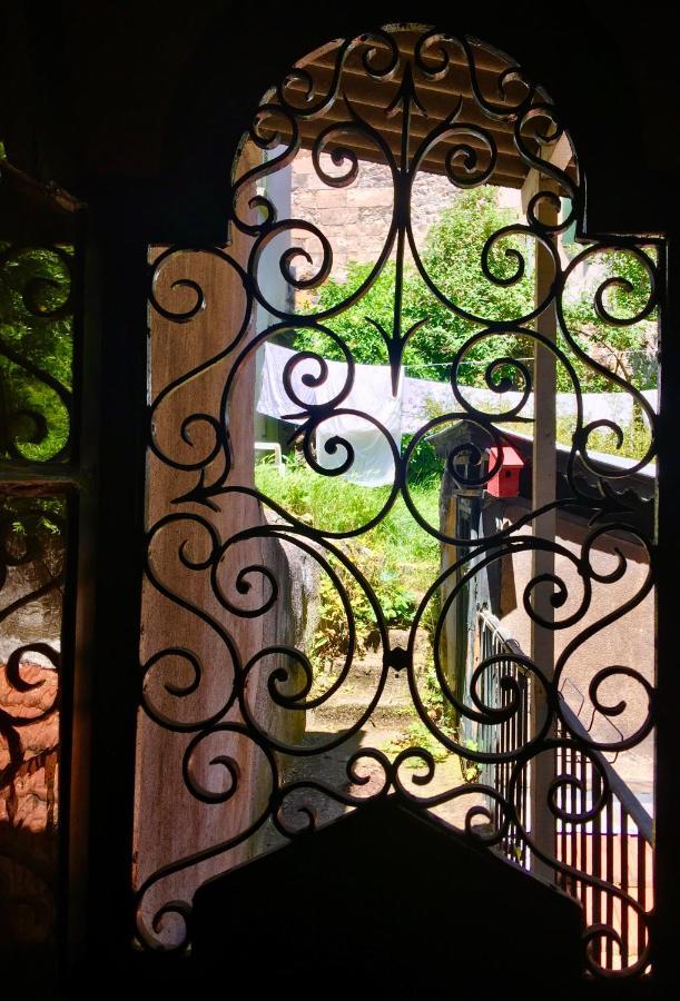 Отель Epicerie Vieille Du Puy En Velay Le Puy-en-Velay Экстерьер фото